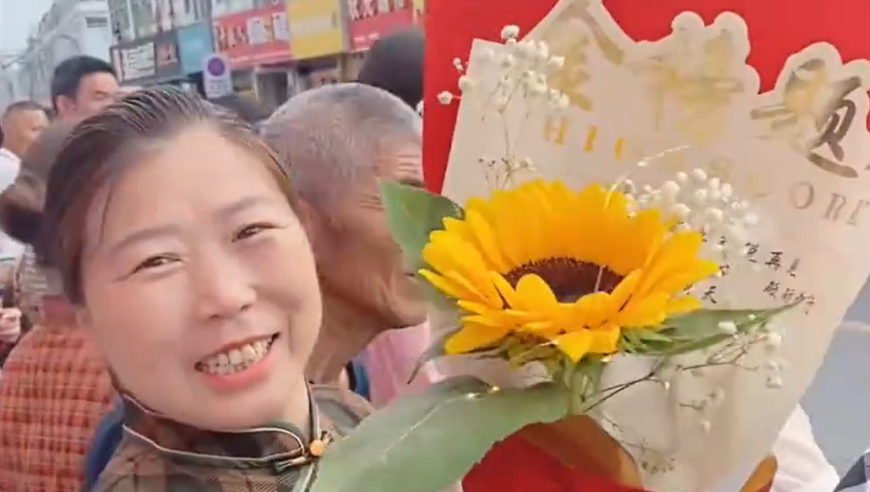 百度通报“副总裁女儿开盒”事件,新澳彩开奖结果历史记录查询,广泛的解释落实支持计划_正式版V7.84